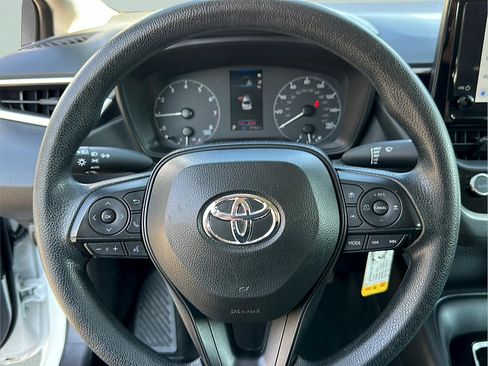 Used 2024 Toyota Corolla LE FWD image 14