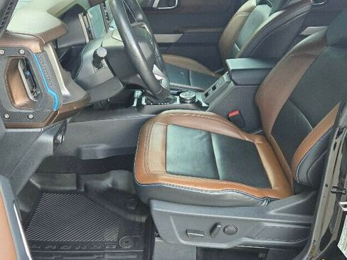 Used 2021 Ford Bronco Outer Banks AWD/4WD image 11
