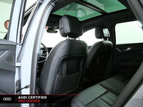 Certified 2023 Audi Q4 e-tron Premium Plus w/ Premium Plus AWD/4WD image 19