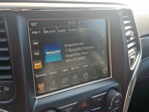 Used 2015 Jeep Grand Cherokee Limited AWD/4WD image 23
