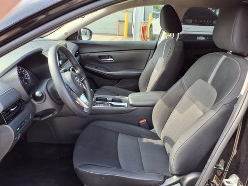 Used 2023 Nissan Sentra SV FWD image 16