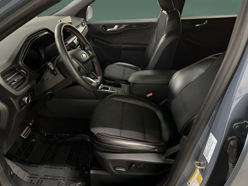 Used 2024 Ford Escape ST-Line AWD/4WD image 7