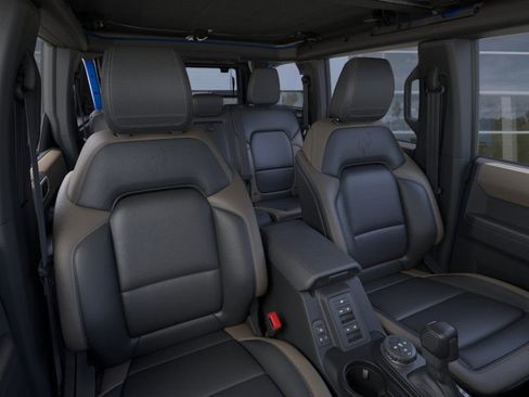 New 2025 Ford Bronco Big Bend image 10