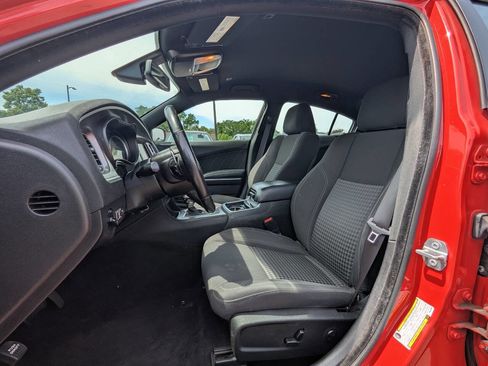 Used 2019 Dodge Charger SXT w/ Cold Weather Package AWD/4WD image 12