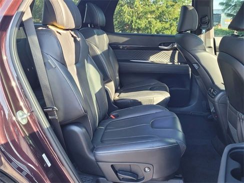 Used 2023 Hyundai Palisade Calligraphy image 14