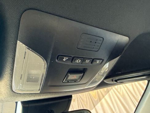 Used 2021 Toyota Corolla XSE FWD image 27