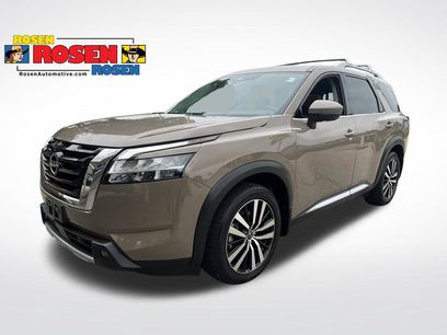 Used 2023 Nissan Pathfinder Platinum
