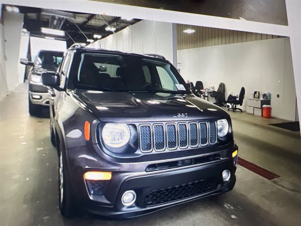 Used 2021 Jeep Renegade Latitude w/ Convenience Group FWD image 5