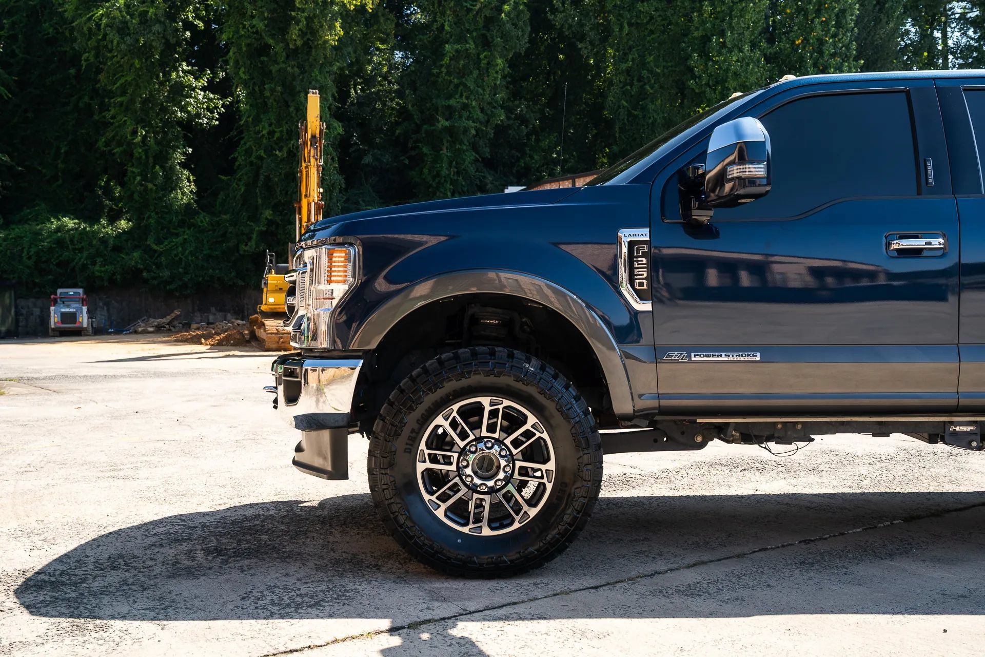 Used 2020 Ford F250 Lariat w/ Lariat Ultimate Package AWD/4WD image 3