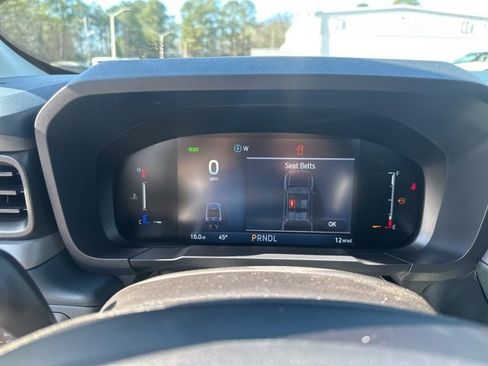 New 2025 Ford Maverick XL image 21