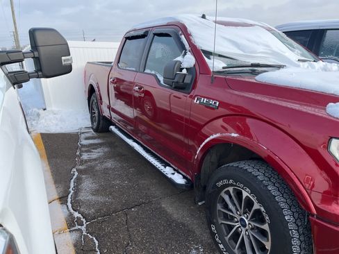 Used 2019 Ford F150 XLT w/ Equipment Group 302A Luxury image 13