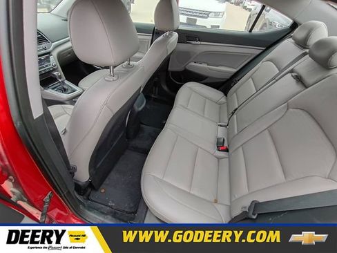 Used 2017 Hyundai Elantra Limited w/ Limited Tech Package 04 image 1