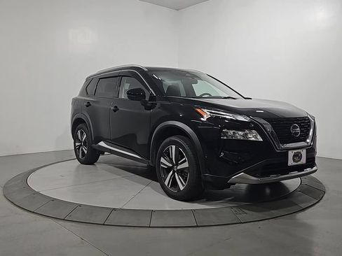 Used 2021 Nissan Rogue Platinum FWD image 8