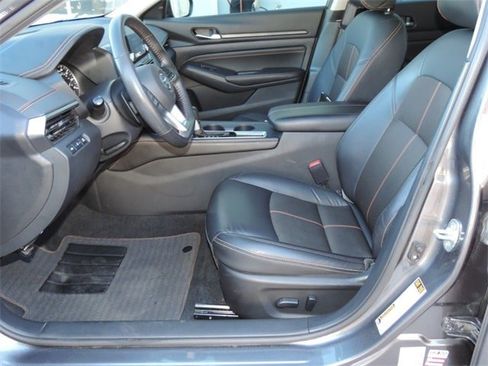 Used 2022 Nissan Altima 2.5 SR image 15