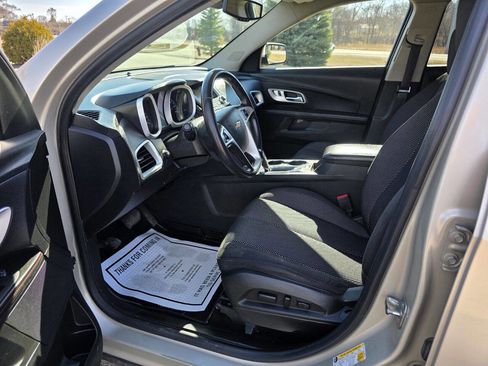 Used 2015 Chevrolet Equinox LT w/ Driver Convenience Package image 16