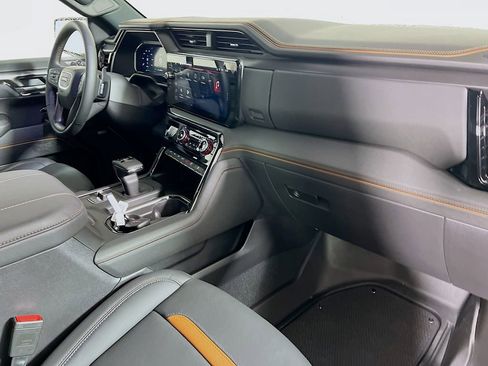 New 2026 GMC Sierra 1500 AT4 w/ AT4 Premium Package image 23