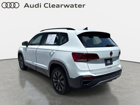 Used 2022 Volkswagen Taos S FWD image 4