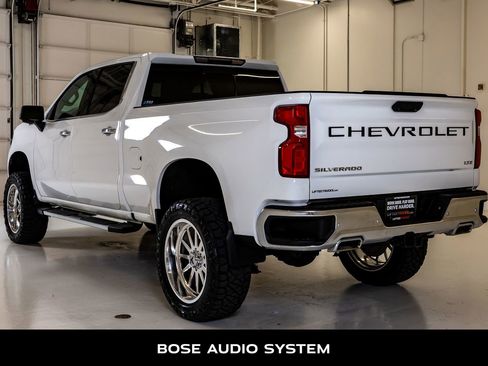 Used 2022 Chevrolet Silverado 1500 LTZ AWD/4WD image 7