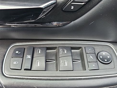 Used 2022 RAM 1500 Limited image 32