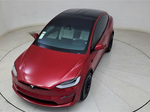 Used 2023 Tesla Model X image 73