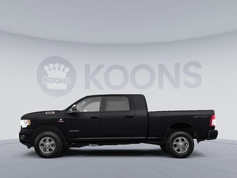 Used 2022 RAM 3500 Big Horn AWD/4WD image 2