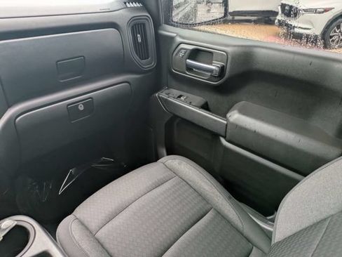 Used 2022 Chevrolet Silverado 1500 Custom AWD/4WD image 16