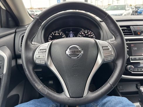 Used 2018 Nissan Altima 2.5 SV image 17