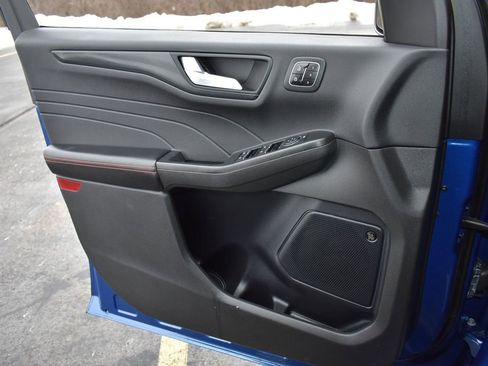 Used 2023 Ford Escape ST-Line Elite w/ Premium Technology Package image 25