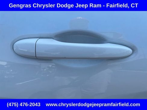 Used 2017 Jeep Cherokee High Altitude AWD/4WD image 19