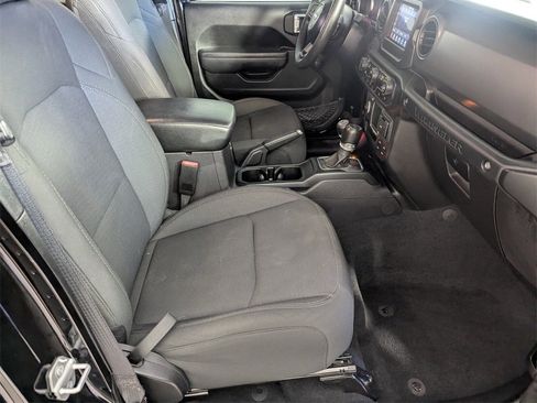 Certified 2022 Jeep Wrangler Unlimited Sport image 32