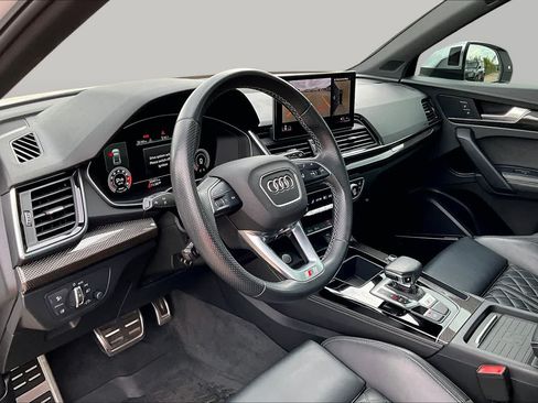 Used 2021 Audi SQ5 Premium Plus w/ Premium Plus Package AWD/4WD image 16
