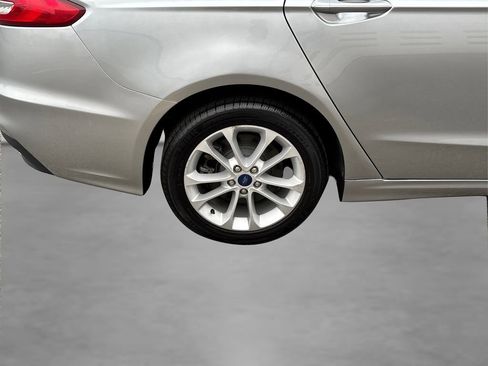 Used 2020 Ford Fusion Energi Titanium image 19