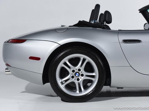 Used 2001 BMW Z8 image 16
