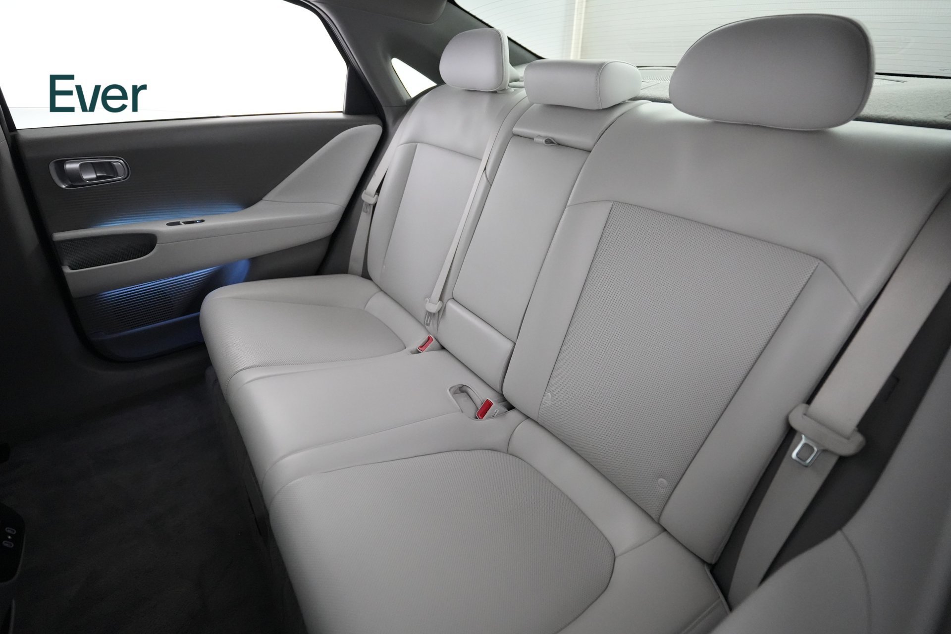 Used 2024 Hyundai Ioniq 6 Limited RWD image 24
