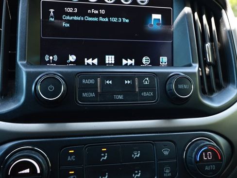 Used 2018 Chevrolet Colorado Z71 w/ Centennial Edition AWD/4WD image 17