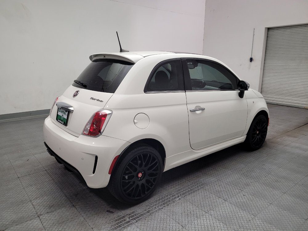 Used 2018 FIAT 500 Lounge FWD image 9