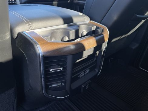 Used 2022 RAM 3500 Laramie image 27