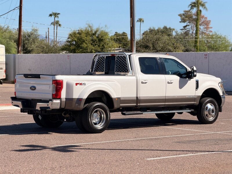 Used 2019 Ford F350 Lariat w/ Lariat Ultimate Package AWD/4WD image 5