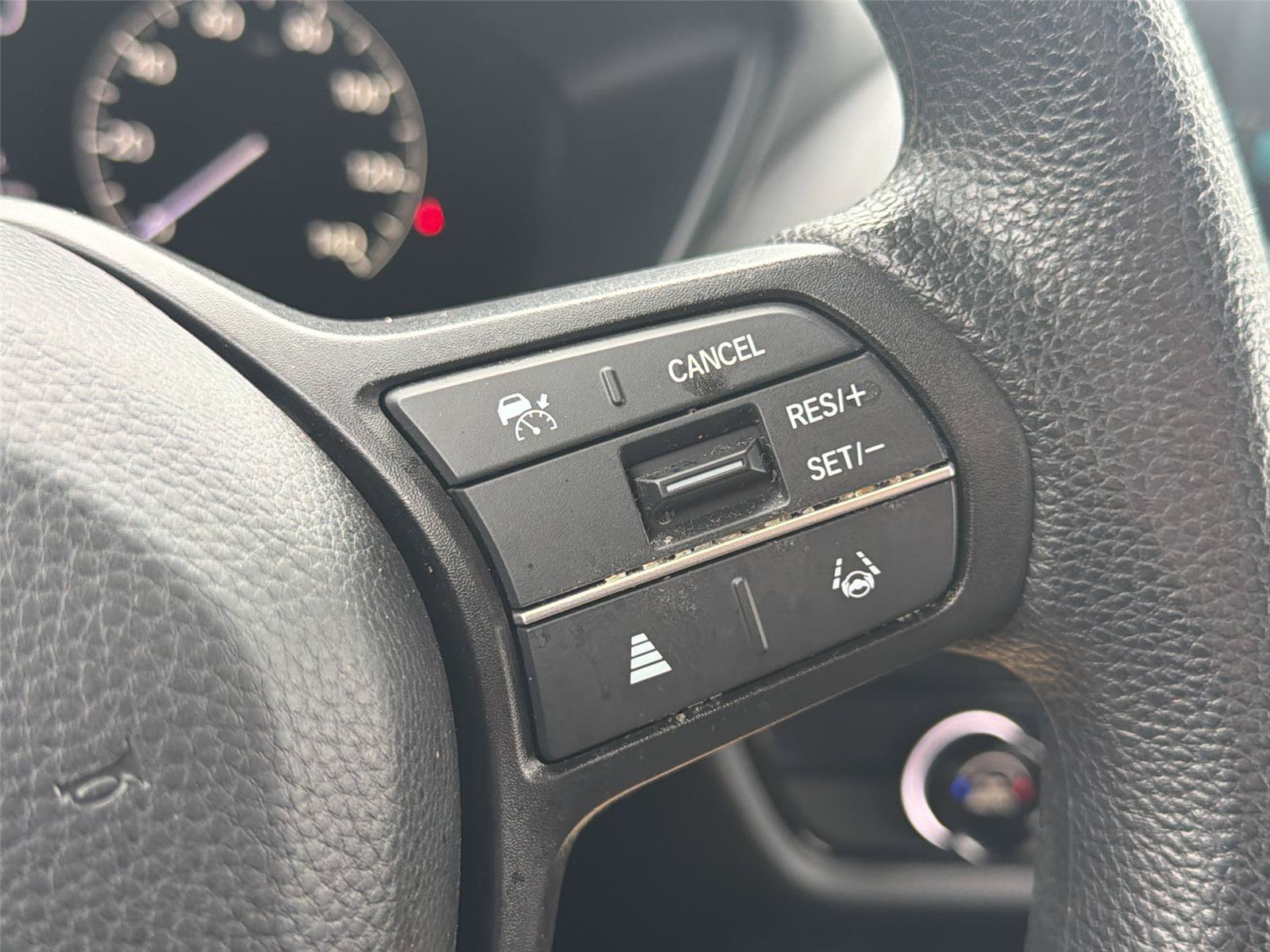 Certified 2024 Honda HR-V LX image 13
