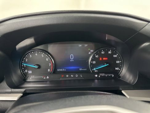 Used 2022 Ford Explorer XLT w/ Equipment Group 202A image 40