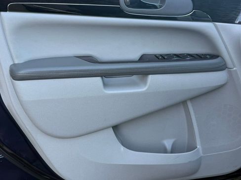 Used 2017 Buick Enclave Convenience FWD image 21