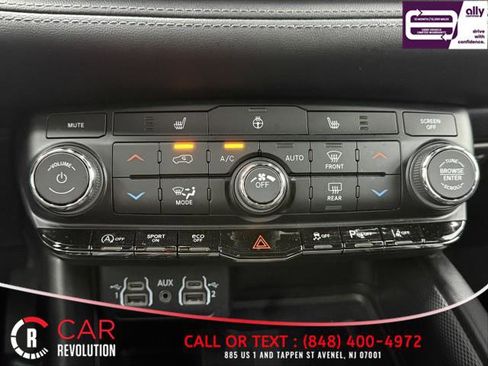 Used 2022 Dodge Durango GT image 35