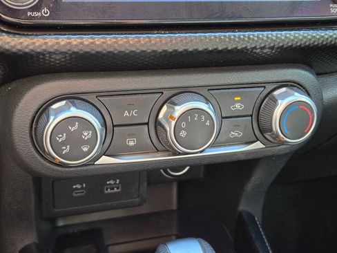 Used 2024 Nissan Kicks SV FWD image 27