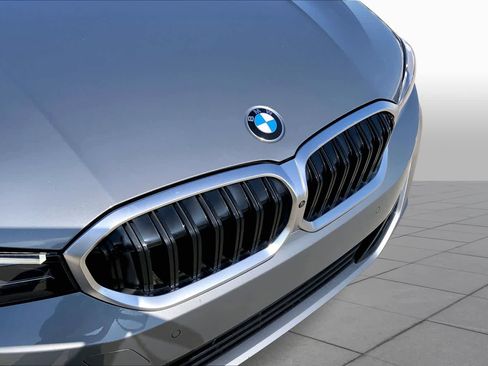 Used 2025 BMW 330i Sedan RWD image 29