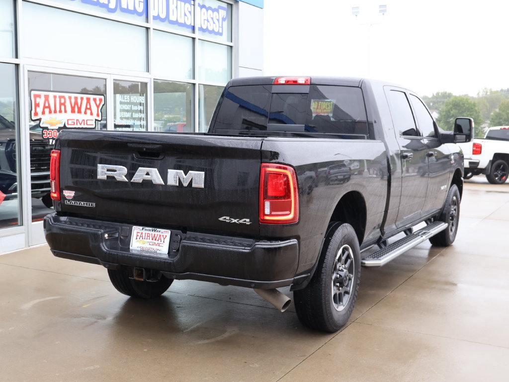 Used 2025 RAM 2500 Laramie AWD/4WD image 3