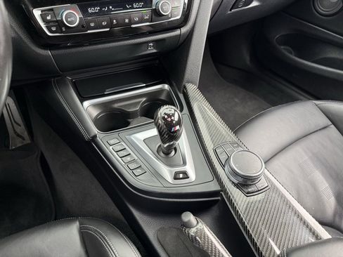 Used 2020 BMW M4 Coupe w/ Competition Package image 25