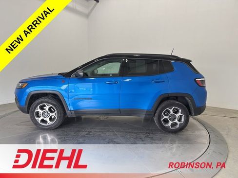 Used 2022 Jeep Compass Trailhawk w/ Trailhawk Convenience Group image 4
