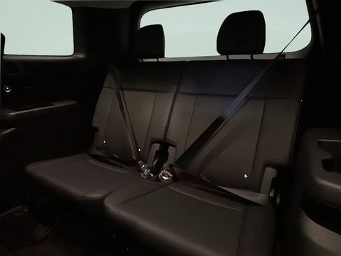 Certified 2025 Hyundai Santa Fe SEL image 13