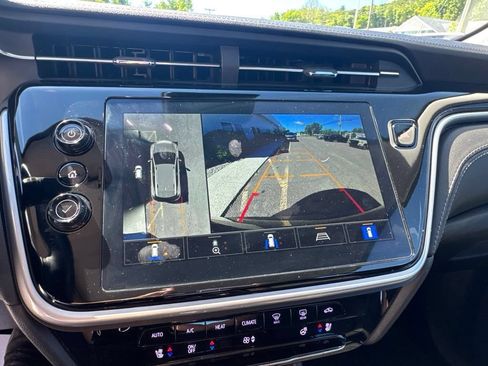 Used 2023 Chevrolet Bolt EUV Premier w/ Sun & Sound Package FWD image 35