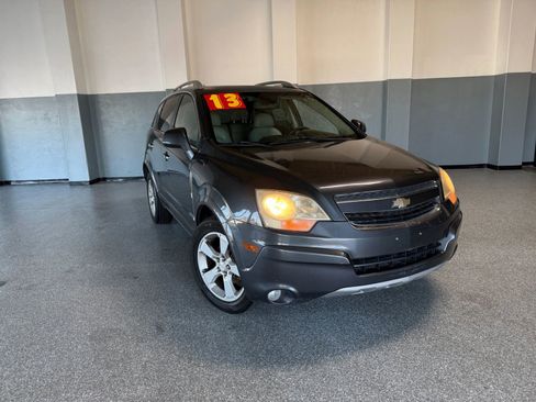 Used 2013 Chevrolet Captiva Sport LTZ image 3